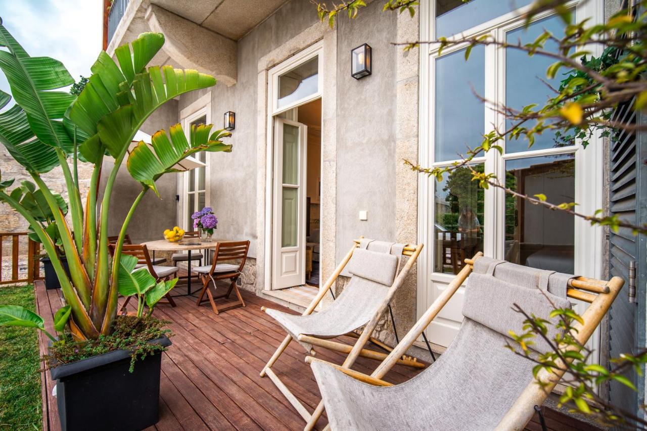 Paraiso Garden Suite--- Spacious & Downtown Porto